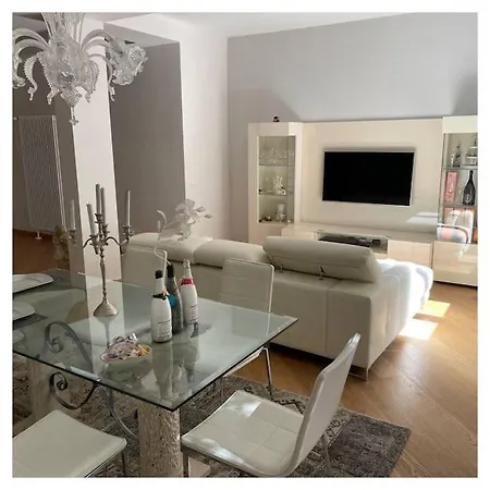 Luxury Castelletto Appartament Apartament Genua